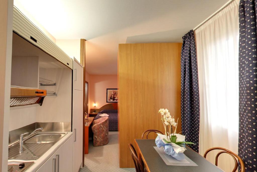 Hotel Rosa Abano Terme Pokoj fotografie